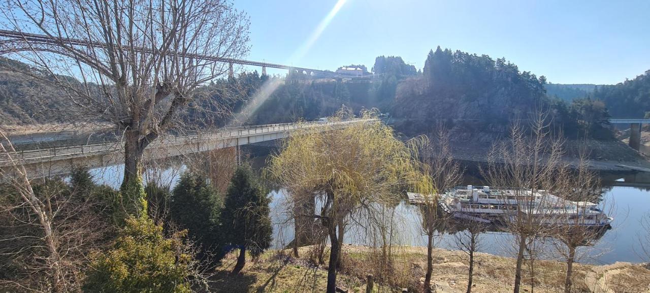 Garabit Hotel アングラール・ド・サン・フルール エクステリア 写真