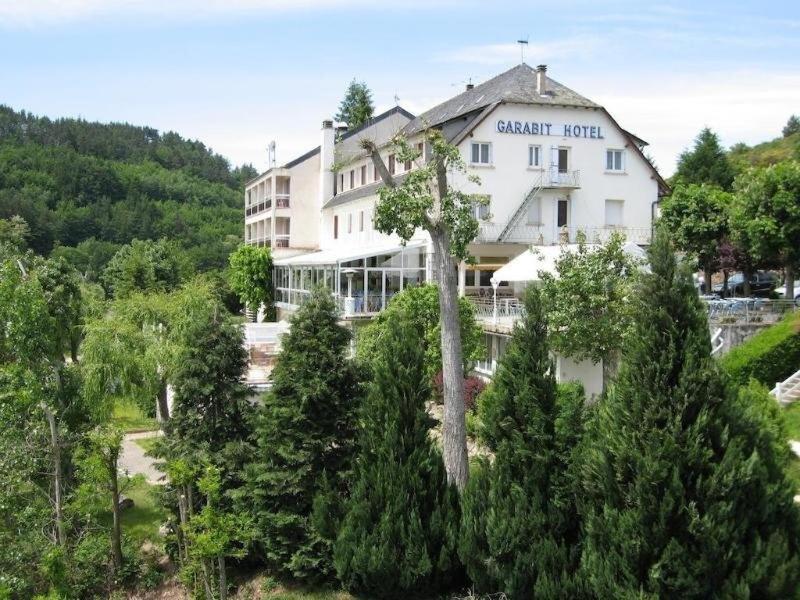 Garabit Hotel アングラール・ド・サン・フルール エクステリア 写真