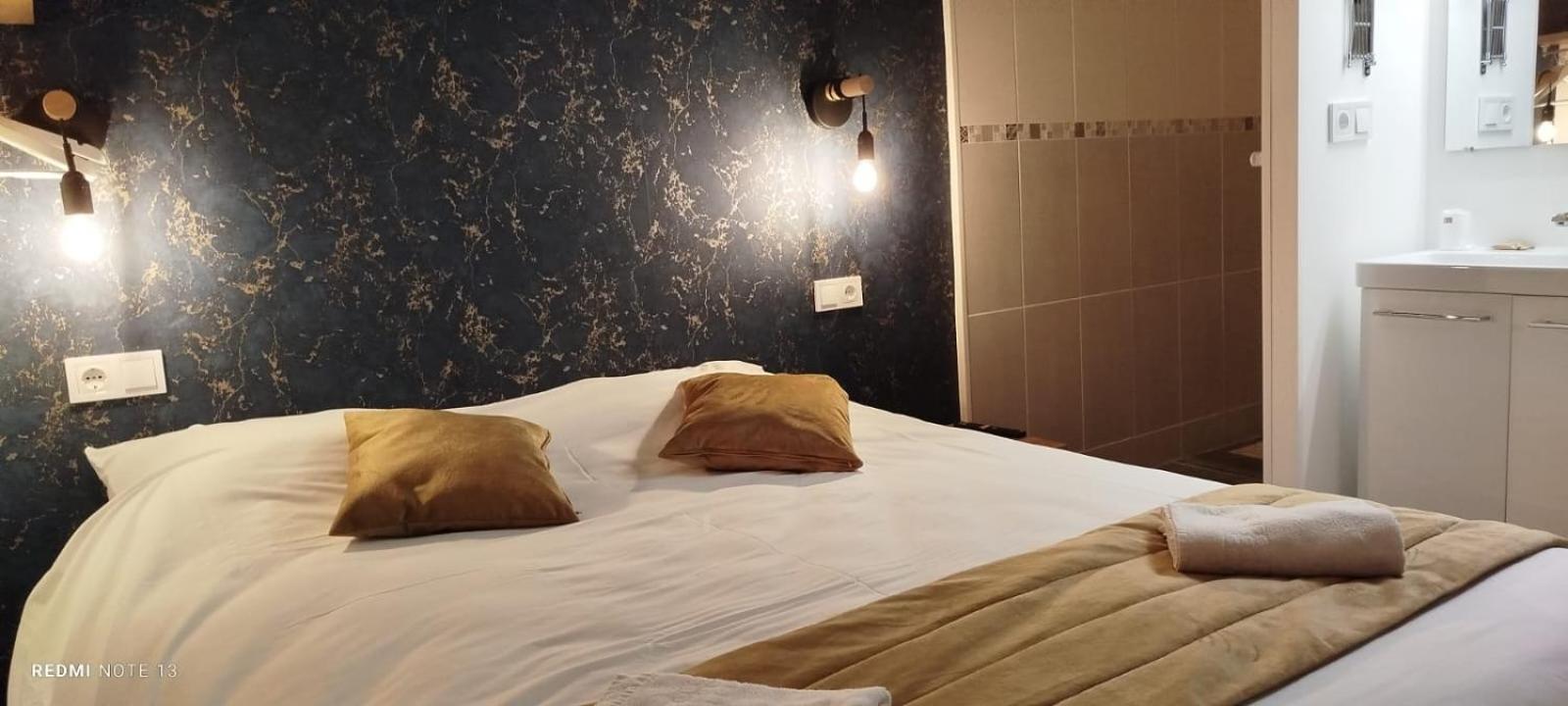 Garabit Hotel アングラール・ド・サン・フルール エクステリア 写真